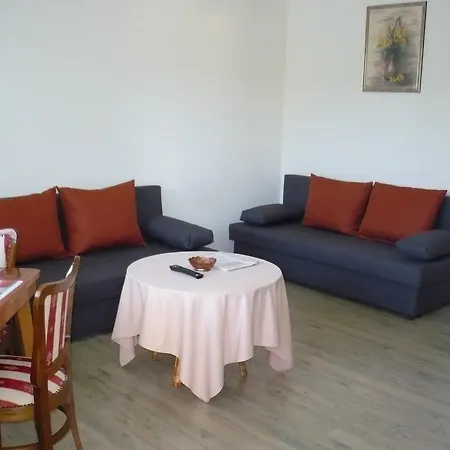Apartamento Jazmin Apartman *